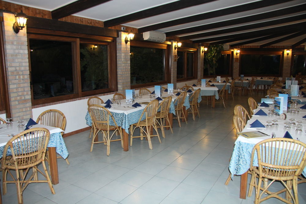 Villaggio Marinella Direttamente Sul Mare Isola Di Capo Rizzuto Dış mekan fotoğraf