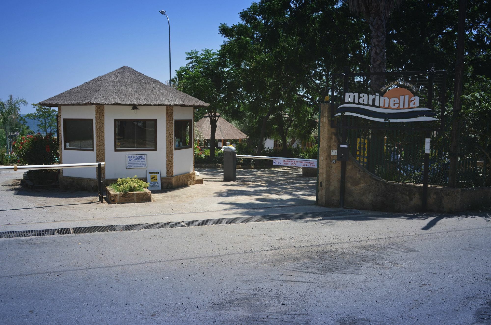 Villaggio Marinella Direttamente Sul Mare Isola Di Capo Rizzuto Dış mekan fotoğraf